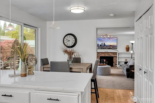 19213 SE 46th Place, Issaquah, WA 98027