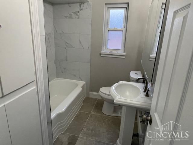3562 Werk Road, Cincinnati, OH 45248
