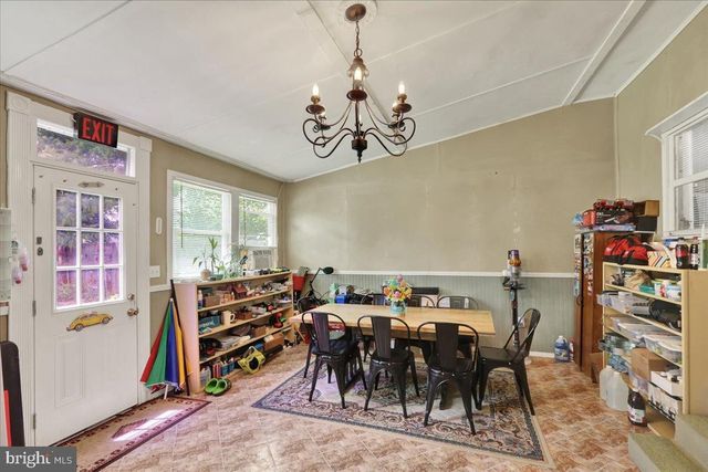 410 WINDSOR ST, Wyomissing, PA 19610