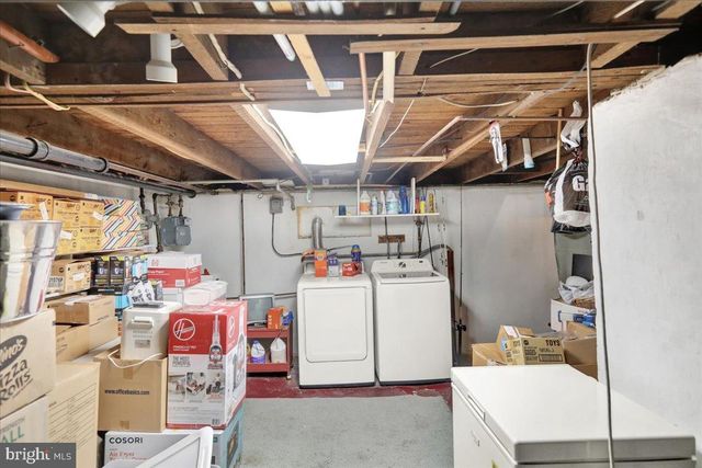 410 WINDSOR ST, Wyomissing, PA 19610