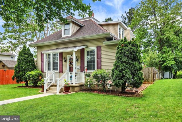 410 WINDSOR ST, Wyomissing, PA 19610