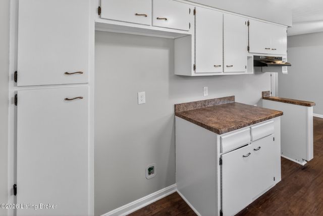 6610 Sunny Vale Way, Louisville, KY 40272