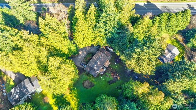 4234 Winns Hollow Lane, Clinton, WA 98236
