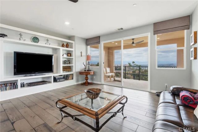 2521 Chad Zeller, Corona, CA 92882