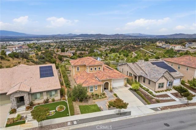 2521 Chad Zeller, Corona, CA 92882