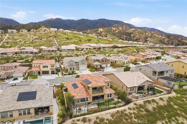 2521 Chad Zeller, Corona, CA 92882