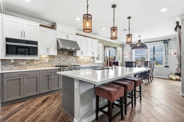 2521 Chad Zeller, Corona, CA 92882