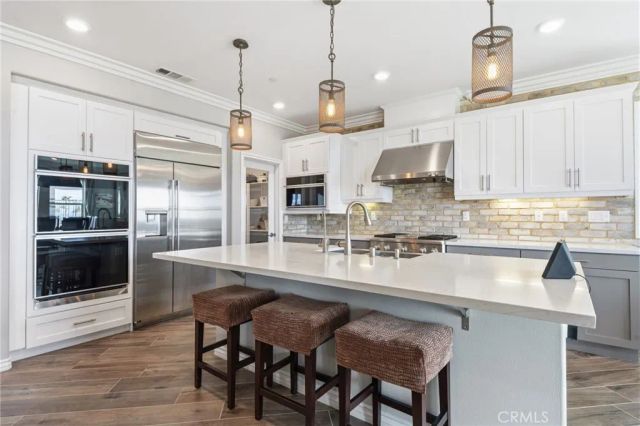 2521 Chad Zeller, Corona, CA 92882