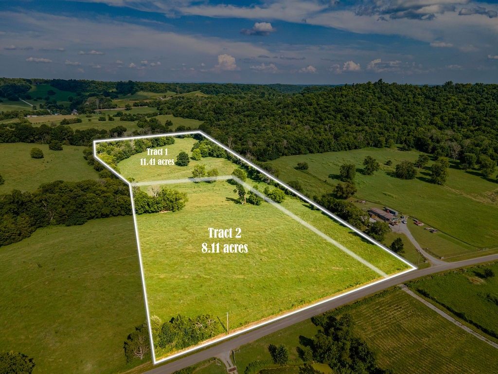 1 Hickerson Rd, Wartrace, TN 37183