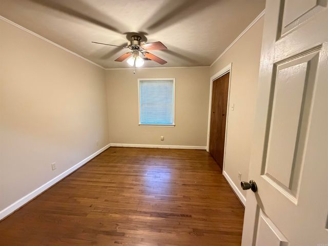 8812 Holiday Drive, Sherwood, AR 72120