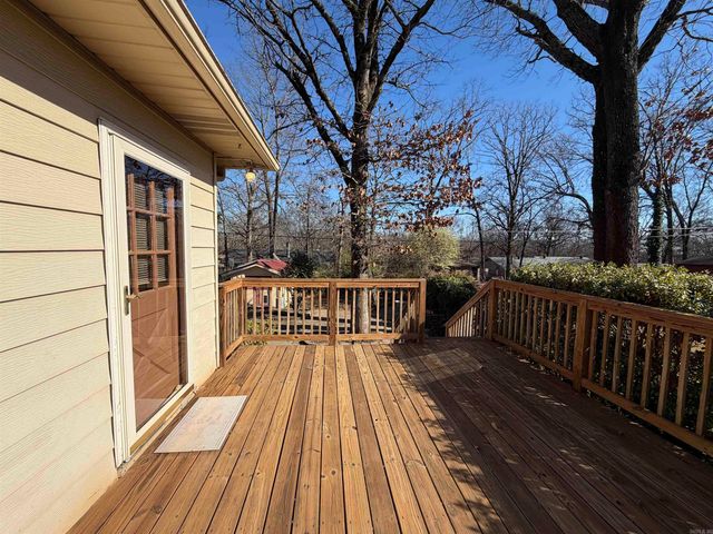 8812 Holiday Drive, Sherwood, AR 72120