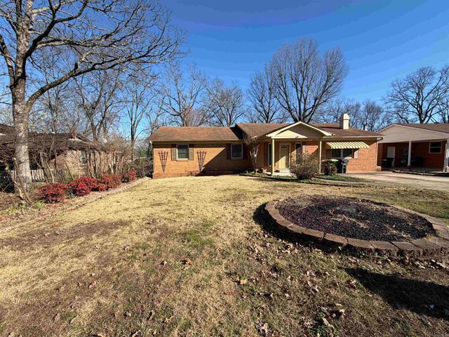 8812 Holiday Drive, Sherwood, AR 72120