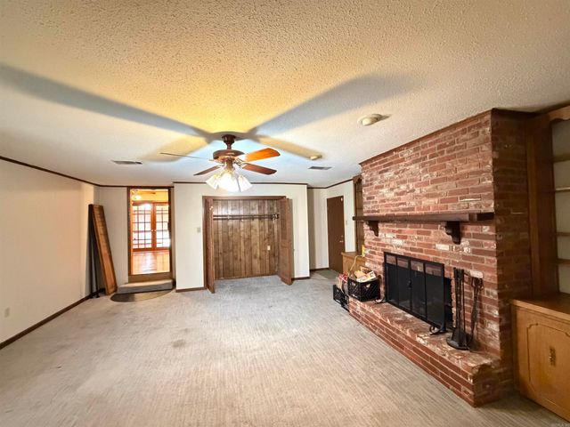 8812 Holiday Drive, Sherwood, AR 72120