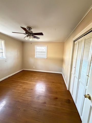 8812 Holiday Drive, Sherwood, AR 72120