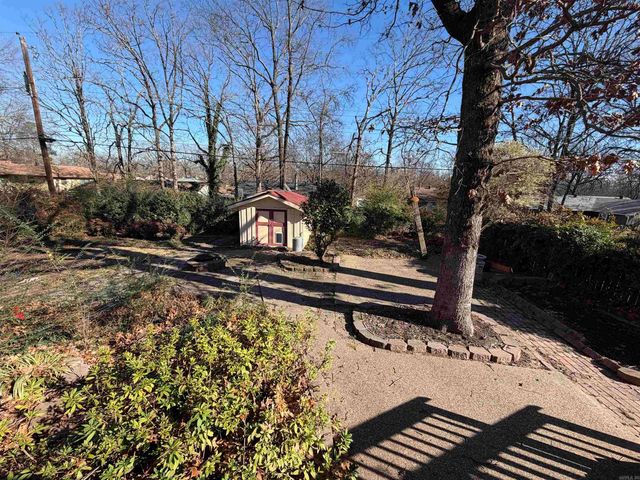 8812 Holiday Drive, Sherwood, AR 72120