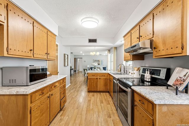 3134 Satellite, San Antonio, TX 78217