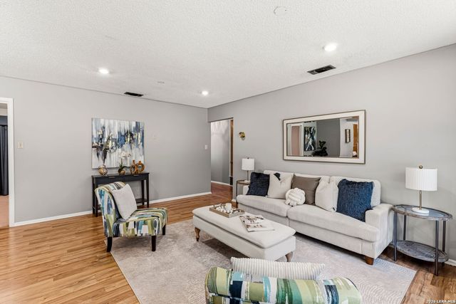 3134 Satellite, San Antonio, TX 78217