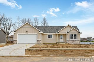 11782 Everett Avenue, Allendale Twp, MI 49401