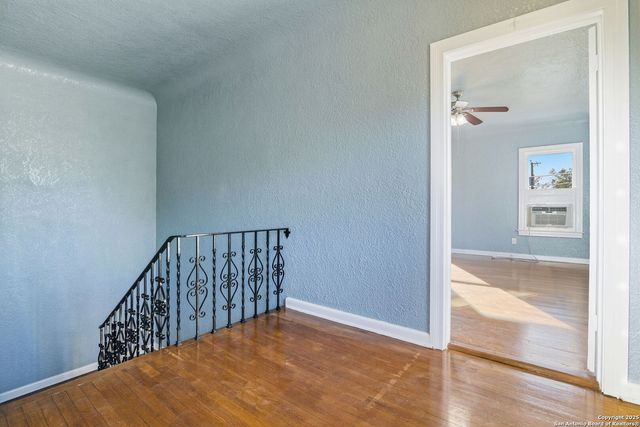 438 W Kings Hwy Apt 3, San Antonio, TX 78212