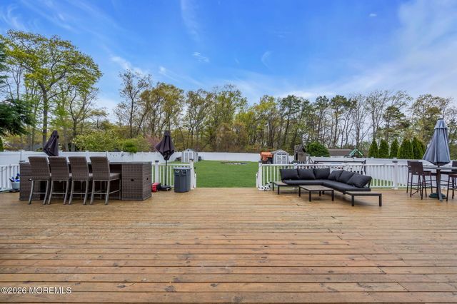 1611 Patriot Avenue, Brick, NJ 08724