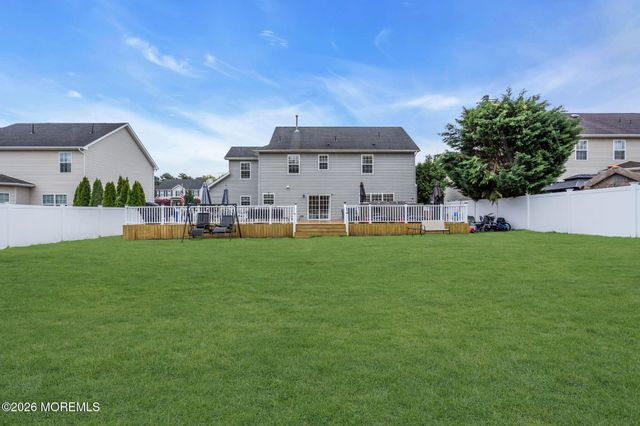 1611 Patriot Avenue, Brick, NJ 08724