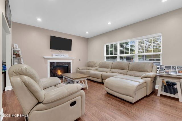 1611 Patriot Avenue, Brick, NJ 08724