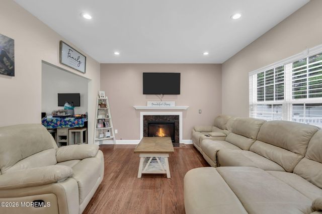 1611 Patriot Avenue, Brick, NJ 08724
