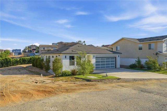 13063 VIA ALIA, Riverside, CA 92503