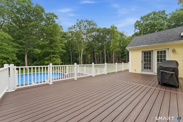 73 North Burnham Highway, Lisbon, CT 06351