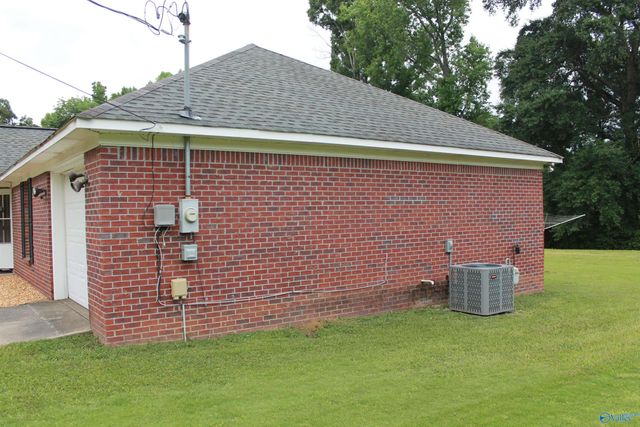 1963 Nethery Road, Hartselle, AL 35640