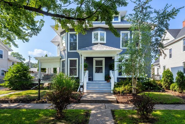 511 Kirkwood Boulevard, Davenport, IA 52803