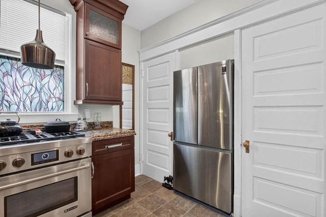 511 Kirkwood Boulevard, Davenport, IA 52803