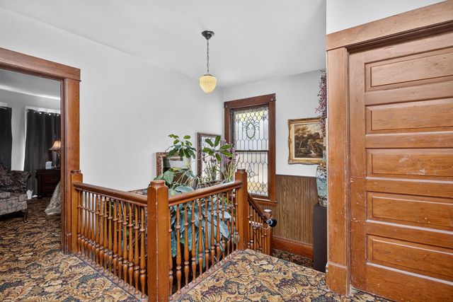 511 Kirkwood Boulevard, Davenport, IA 52803