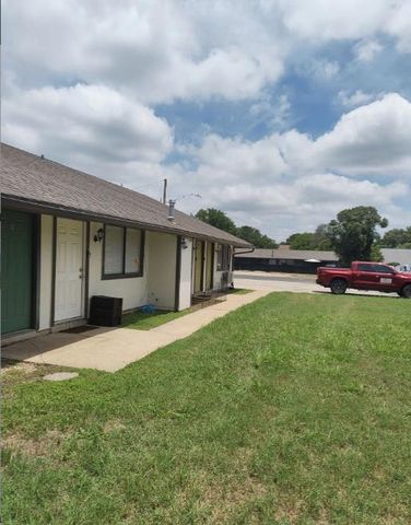 2609 Ektom DR D, Austin, TX 78745