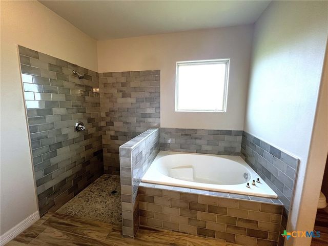 104 Giacomo, Victoria, TX 77901