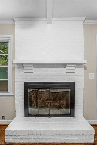 701 N Peace Haven Road, Winston-salem, NC 27104