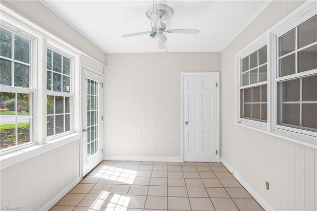 701 N Peace Haven Road, Winston-salem, NC 27104