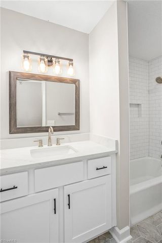 701 N Peace Haven Road, Winston-salem, NC 27104