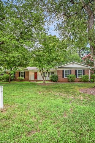 701 N Peace Haven Road, Winston-salem, NC 27104