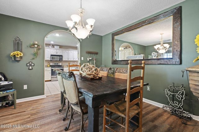 6193 Nesbit Road, Lake Cormorant, MS 38641