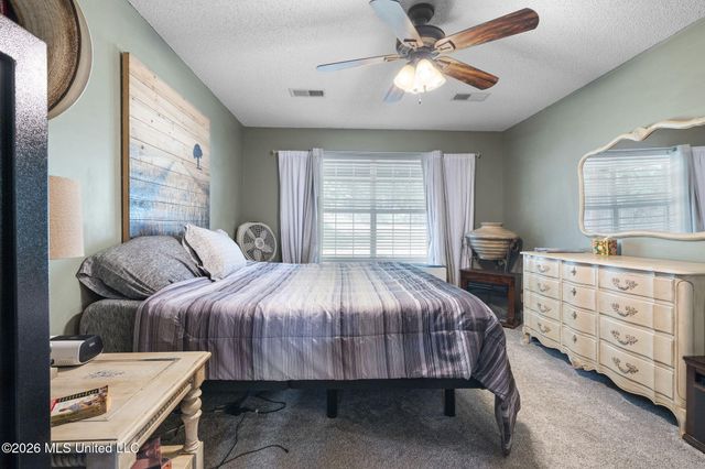 6193 Nesbit Road, Lake Cormorant, MS 38641