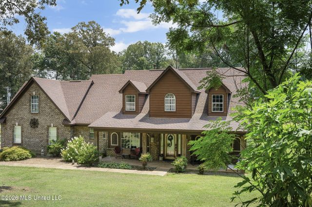 6193 Nesbit Road, Lake Cormorant, MS 38641