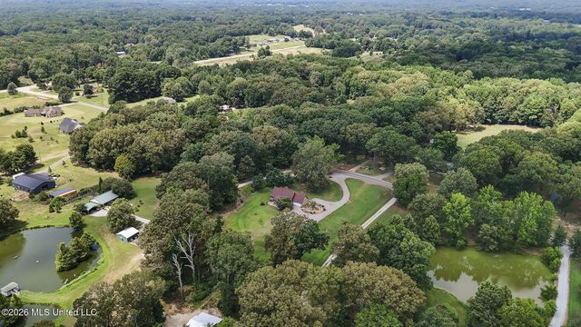 6193 Nesbit Road, Lake Cormorant, MS 38641