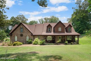 6193 Nesbit Road, Lake Cormorant, MS 38641