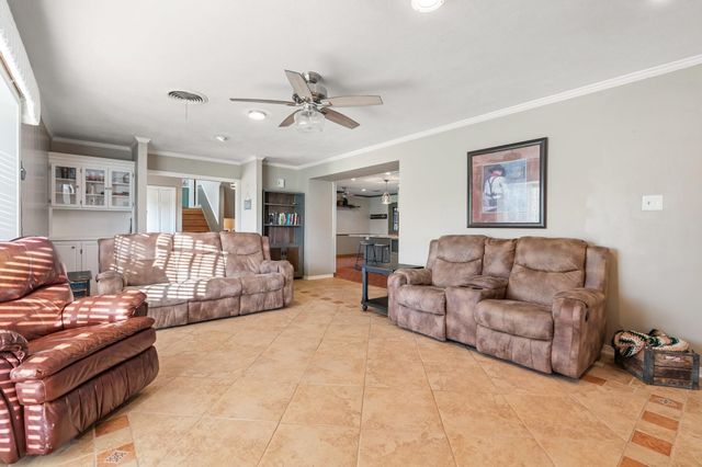 2355 Jackson League Circle, Brenham, TX 77833