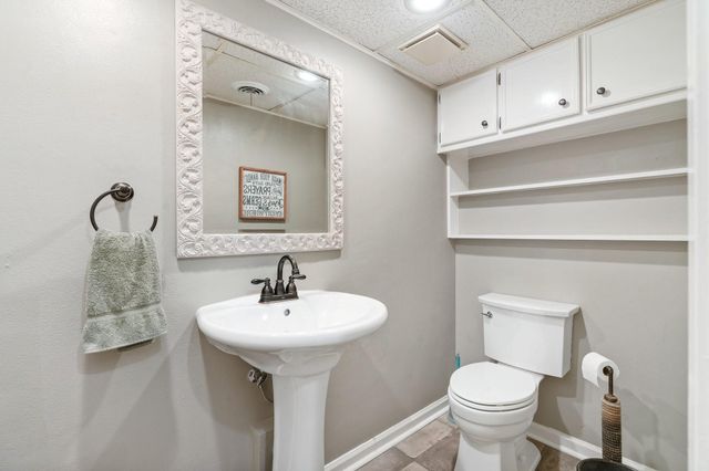 2355 Jackson League Circle, Brenham, TX 77833