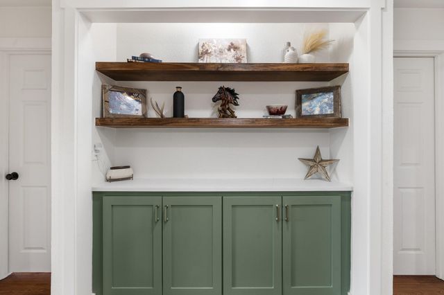 2355 Jackson League Circle, Brenham, TX 77833