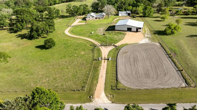 2355 Jackson League Circle, Brenham, TX 77833