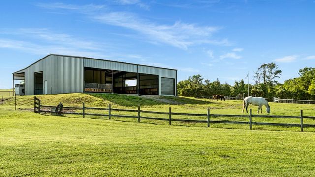 2355 Jackson League Circle, Brenham, TX 77833