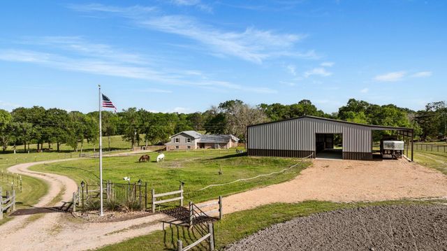 2355 Jackson League Circle, Brenham, TX 77833